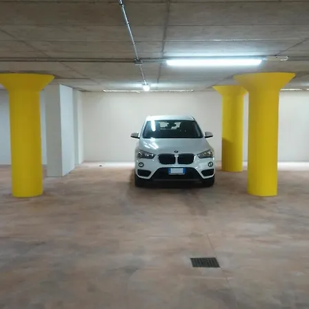 Apartamento Charme Con Parcheggio *