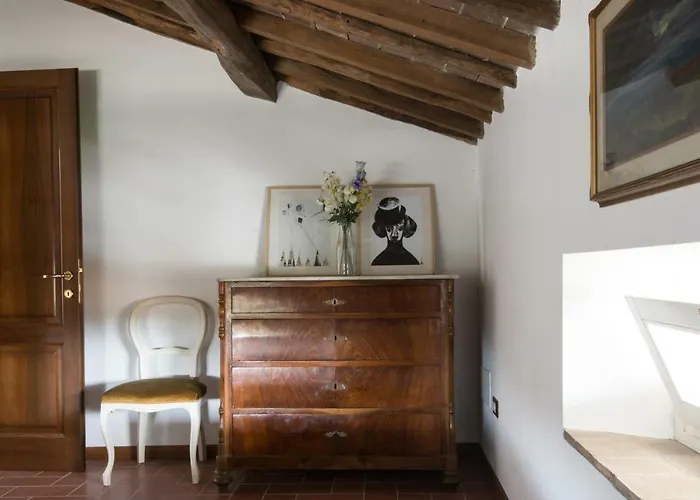 Charme Con Parcheggio アパート ルッカ